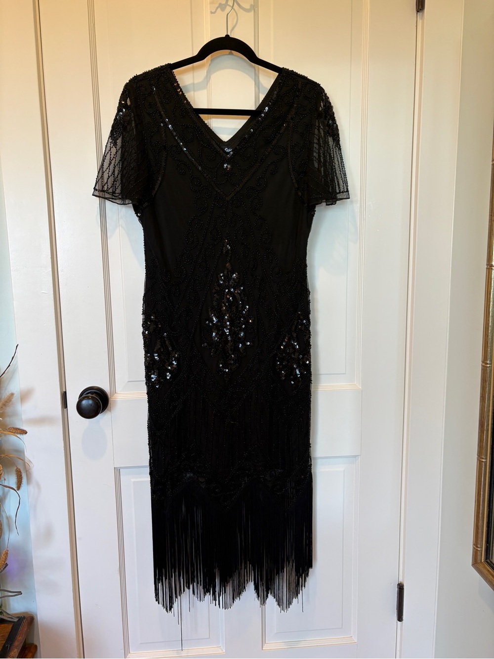 Pretty Guide Black Beaded Fringe V-Neck Flapper Style Dress